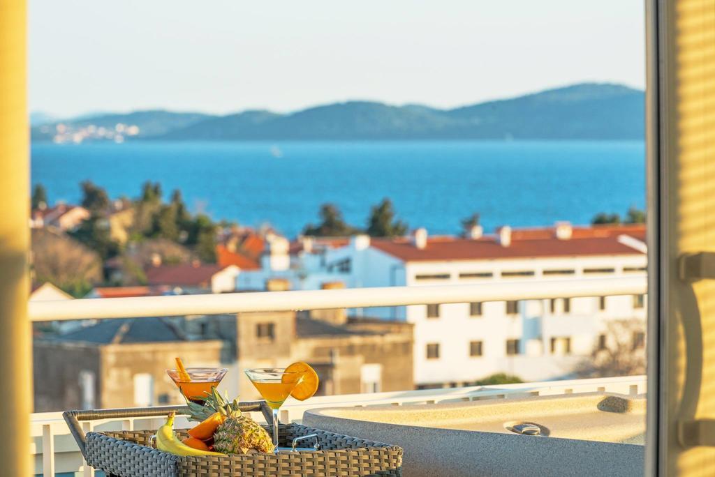 Sunset Penthouse Apartment With Jacuzzi And Seaview Zadar Extérieur photo