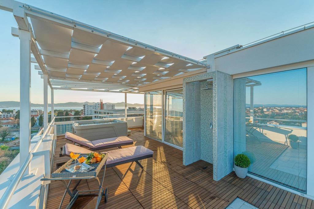 Sunset Penthouse Apartment With Jacuzzi And Seaview Zadar Extérieur photo