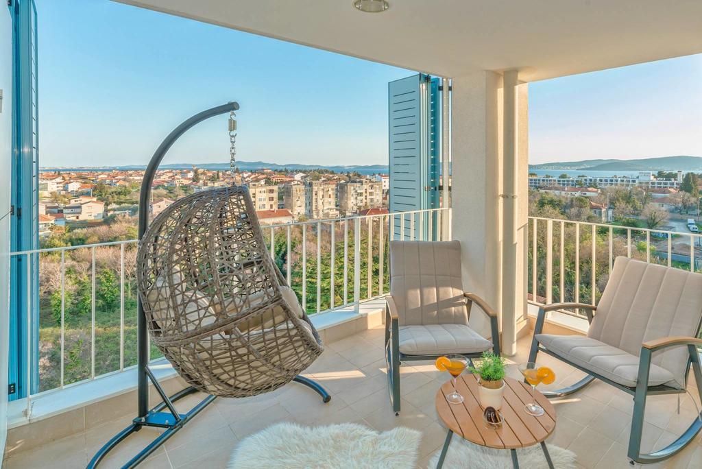 Sunset Penthouse Apartment With Jacuzzi And Seaview Zadar Extérieur photo